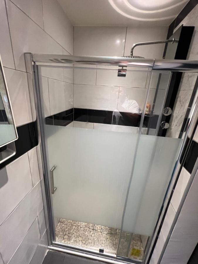 Apartmán Zekri Livry-Gargan Exteriér fotografie