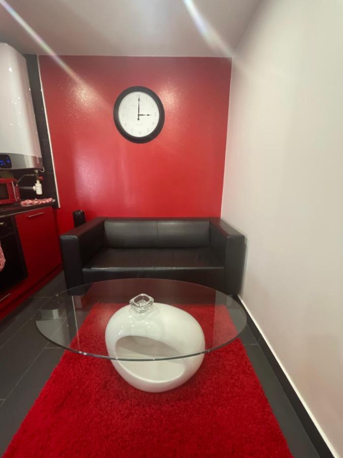 Apartmán Zekri Livry-Gargan Exteriér fotografie