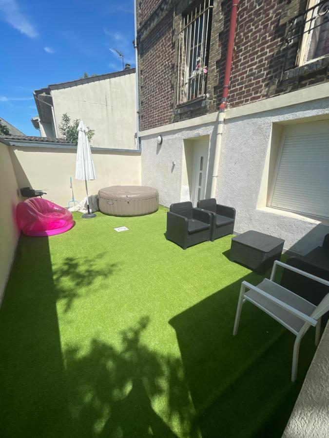 Apartmán Zekri Livry-Gargan Exteriér fotografie